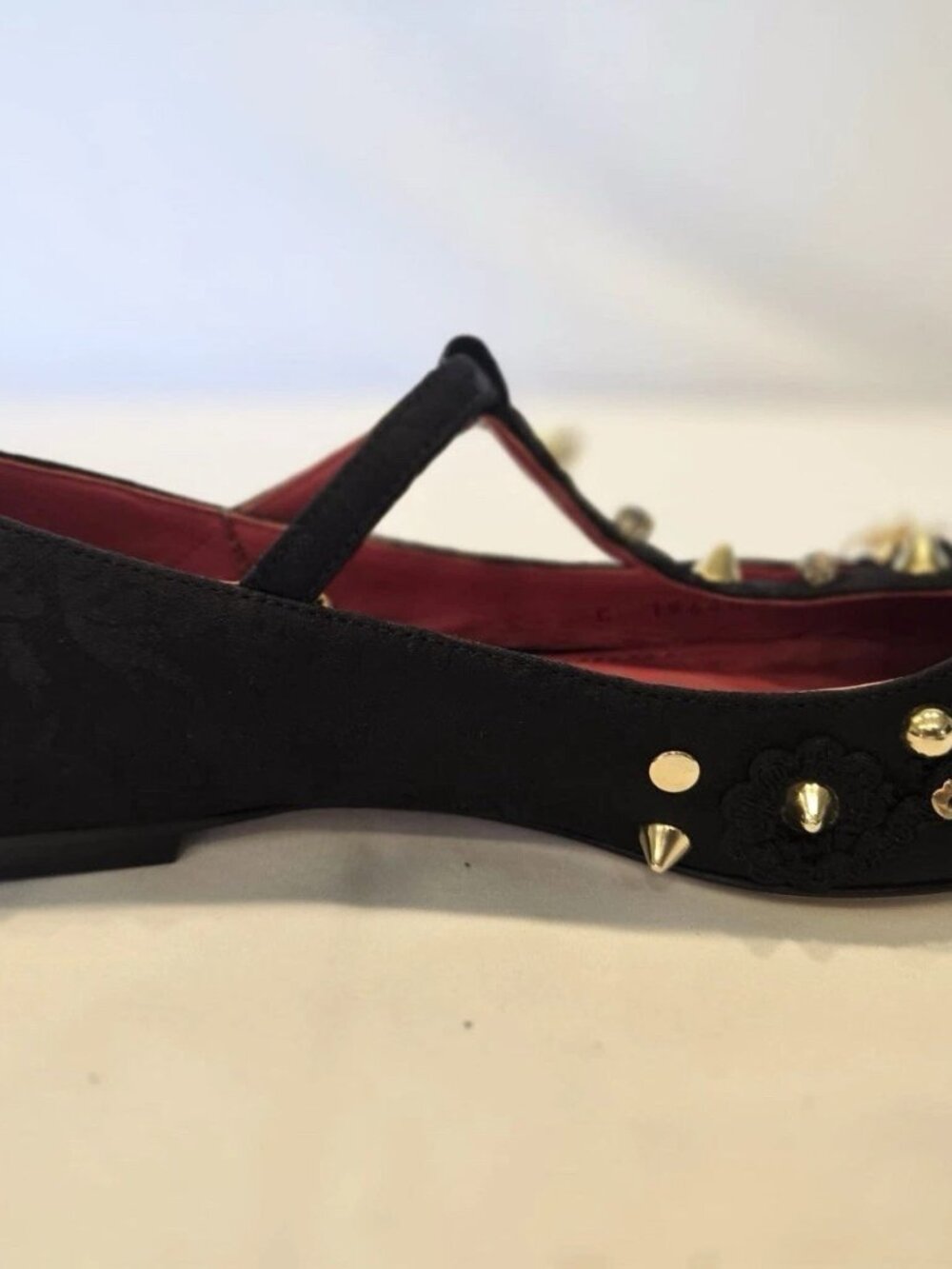 Authentic Dolce & Gabbana Mary Jane Floral Flat With Embellishments Size 38 - Picture 6 of 8